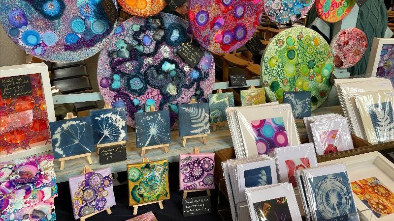 Christmas Market: Festive Emporium of Handmade