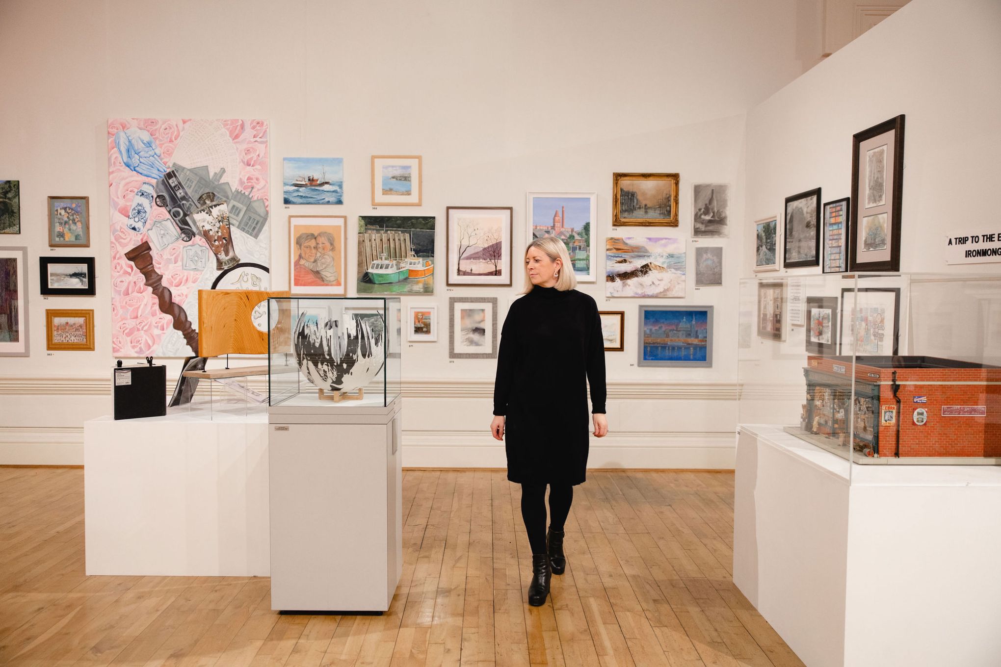 Elena Jackson at The Harris Museum, Preston. Image by Christina Davies.