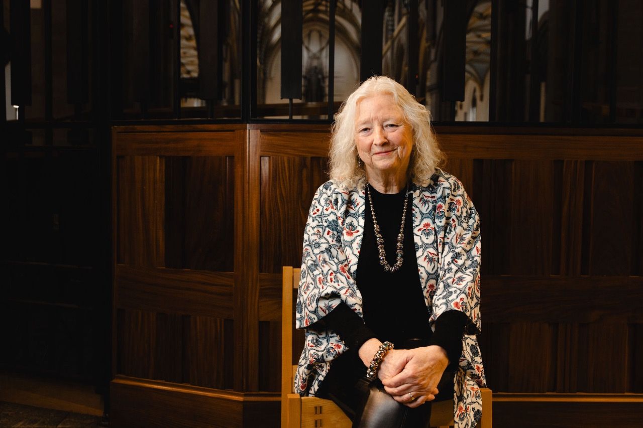 Glenda Brindle at Blackburn Cathedral, image Christina Davies, Fish2Photo